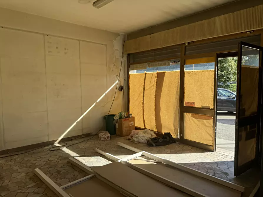 Immagine 8 di Negozio in vendita  in via castellana a Venezia