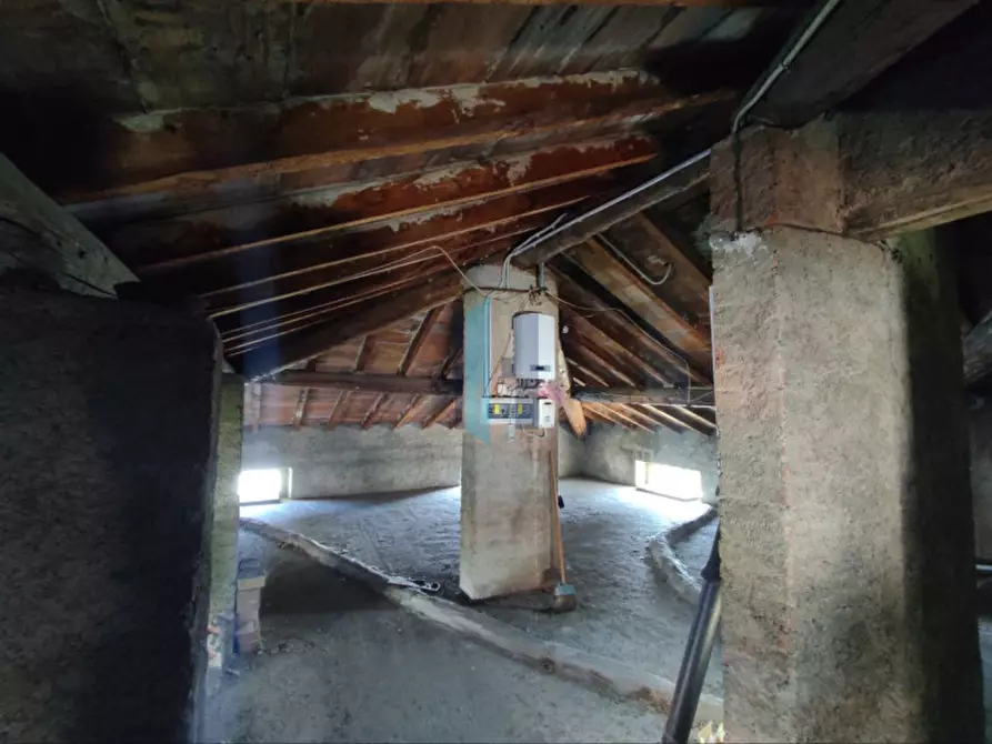 Immagine 25 di Appartamento in vendita  in Via Francesco Carini a Botticino