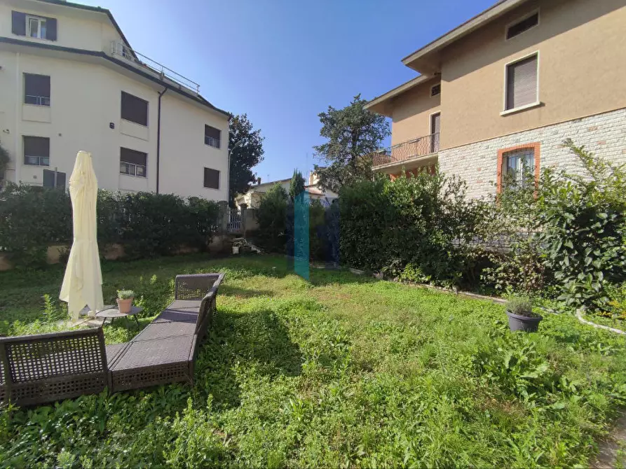 Immagine 31 di Appartamento in vendita  in Via Francesco Carini a Botticino