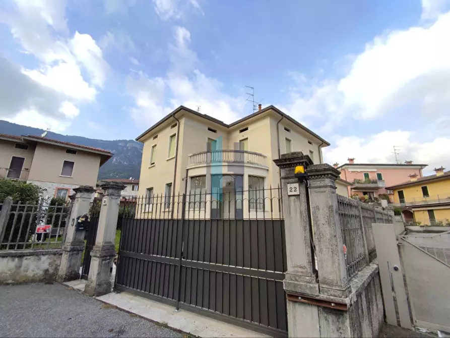 Immagine 32 di Appartamento in vendita  in Via Francesco Carini a Botticino