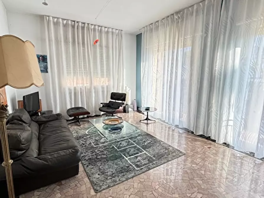 Immagine 3 di Attico in vendita  in via Emo Capodilista a Padova