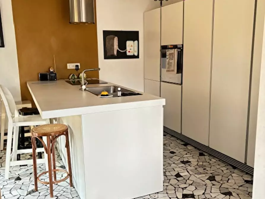 Immagine 10 di Attico in vendita  in via Emo Capodilista a Padova