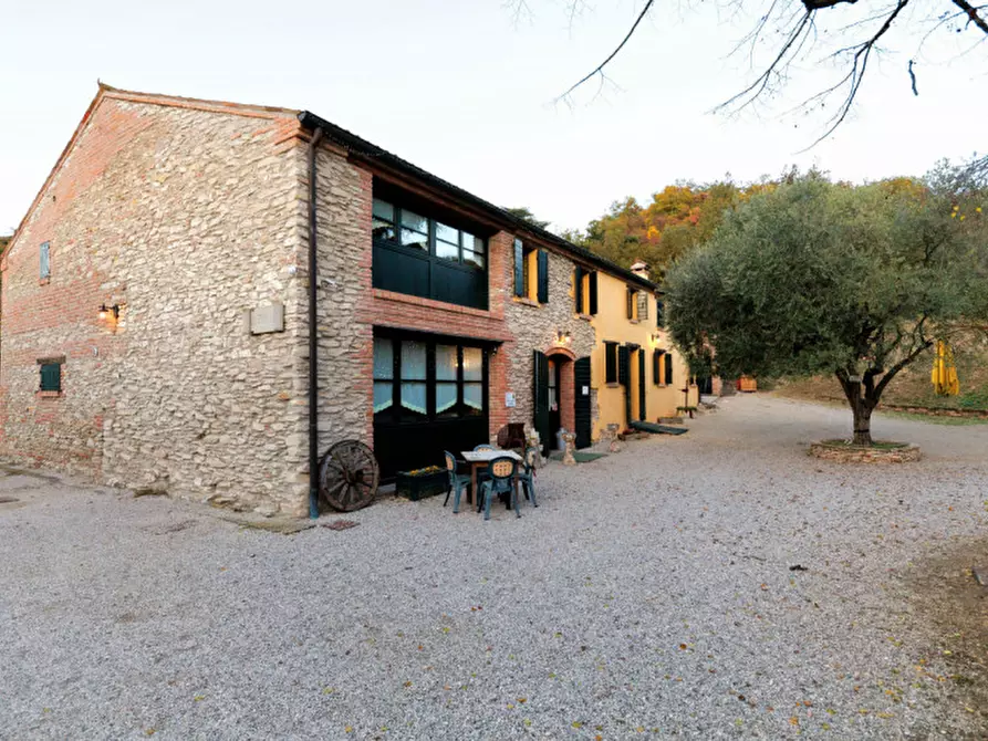 Immagine 2 di Rustico / casale in vendita  in VIA CROCI a Baone