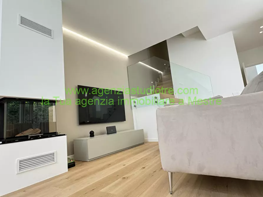 Immagine 7 di Casa bifamiliare in vendita  in via giacomo matteotti a Silea