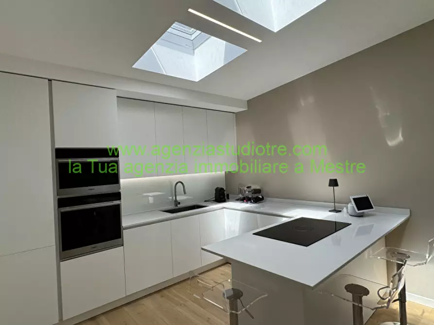 Immagine 8 di Casa bifamiliare in vendita  in via giacomo matteotti a Silea