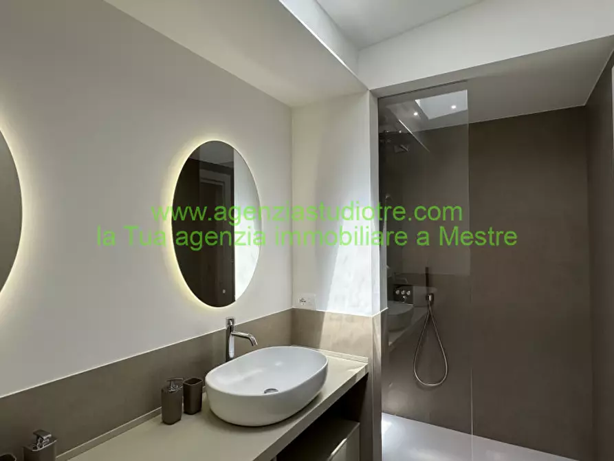 Immagine 14 di Casa bifamiliare in vendita  in via giacomo matteotti a Silea