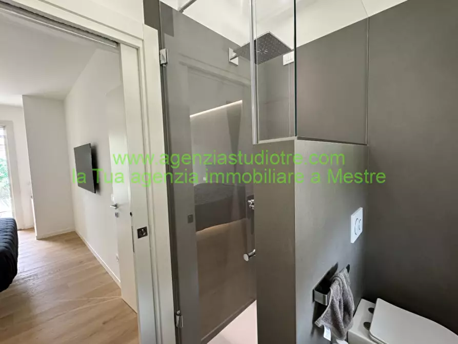 Immagine 21 di Casa bifamiliare in vendita  in via giacomo matteotti a Silea