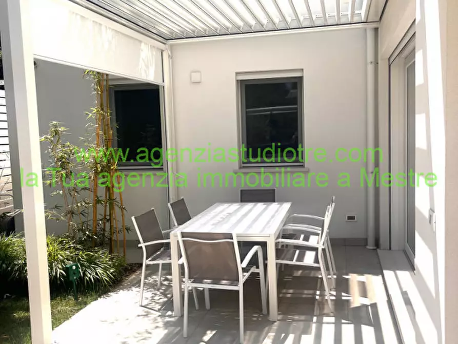 Immagine 30 di Casa bifamiliare in vendita  in via giacomo matteotti a Silea