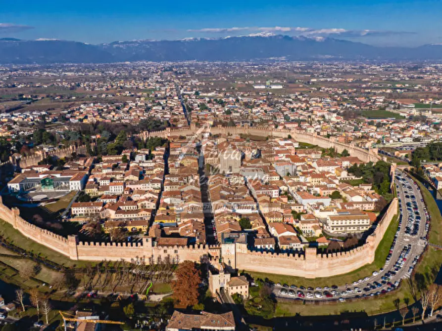 Immagine 9 di Negozio in vendita  in Via Roma a Cittadella