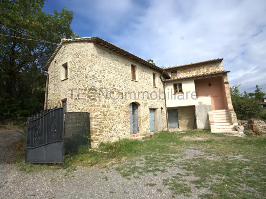 Immagine 1 di Rustico / casale in vendita  in strada di prepo a Perugia