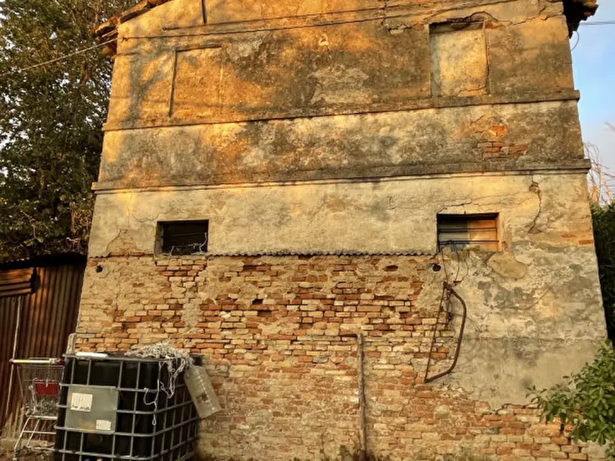 Immagine 2 di Rustico / casale in vendita  a Senigallia