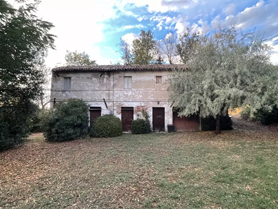 Immagine 18 di Rustico / casale in vendita  a Senigallia