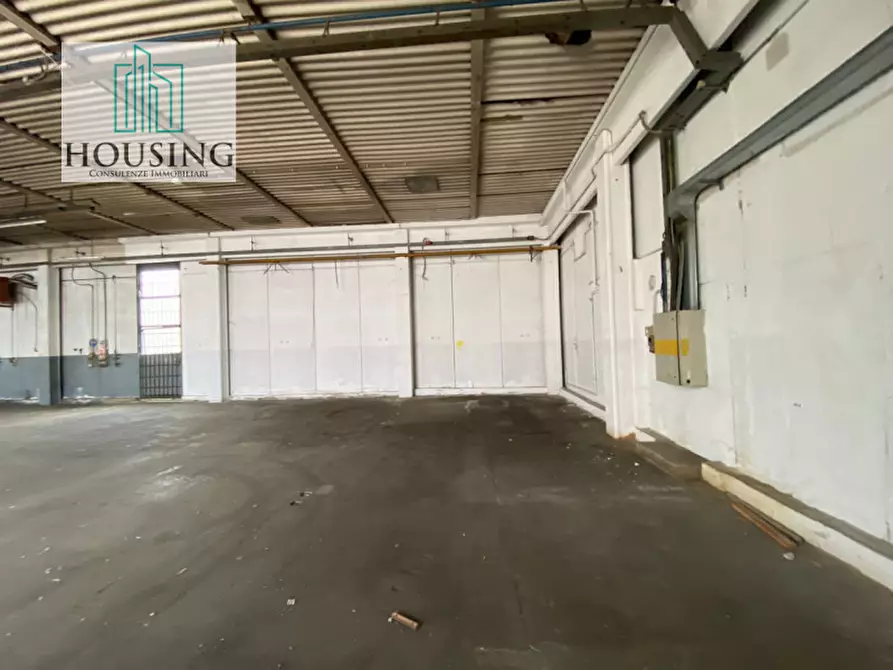 Immagine 2 di Capannone industriale in vendita  a Vigonza