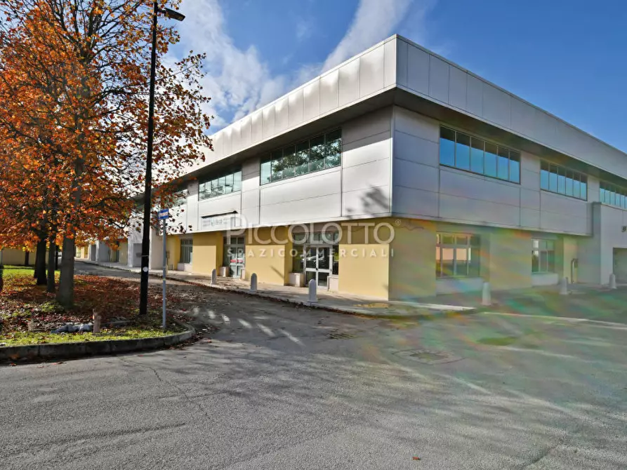 Immagine 8 di Capannone industriale in vendita  in via Castellana a Asolo