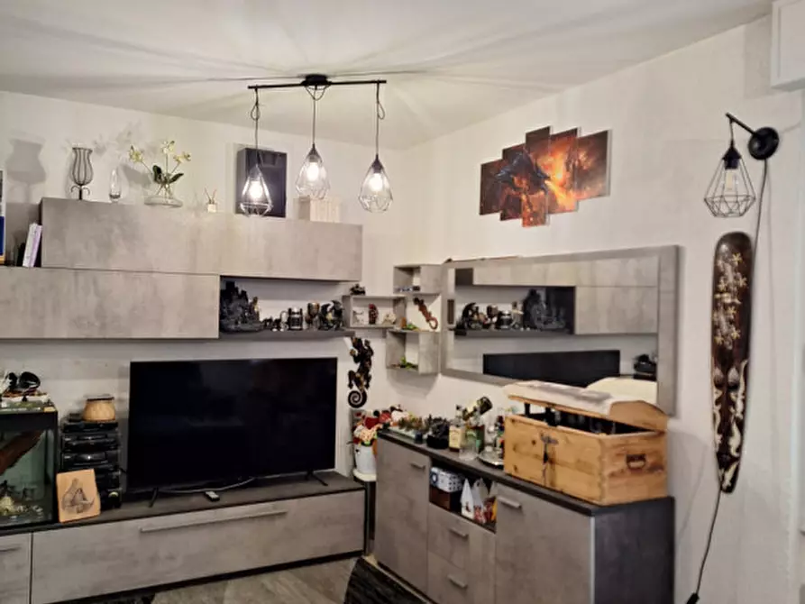 Immagine 9 di Appartamento in vendita  in Via Ugo Silvestri, n.52 a Malè