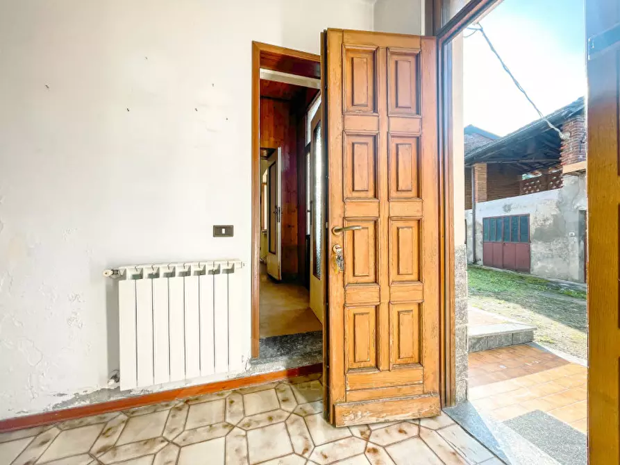 Immagine 5 di Casa indipendente in vendita  in via montello 41 a Divignano