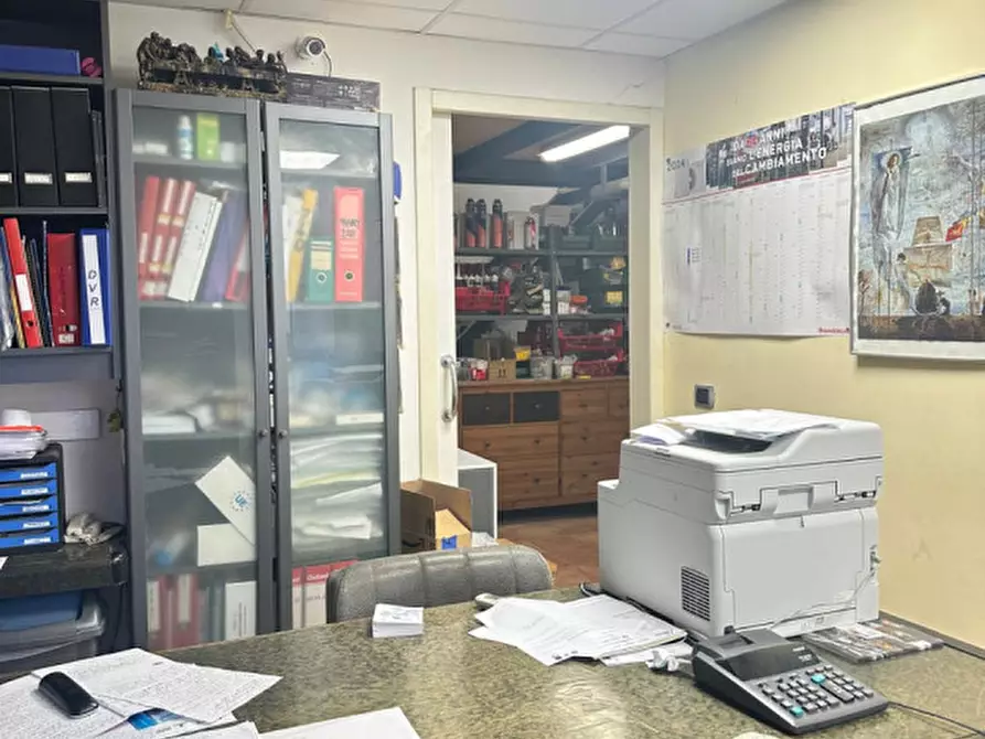 Immagine 6 di Negozio in vendita  in via lanfranco a Albisola Superiore