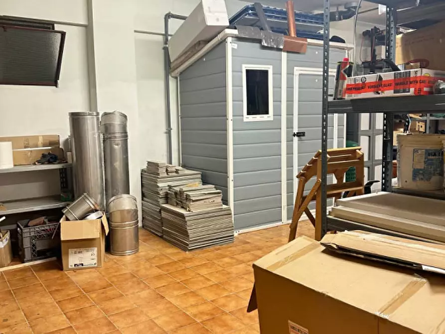 Immagine 2 di Garage in vendita  in via Della Pace a Albisola Superiore