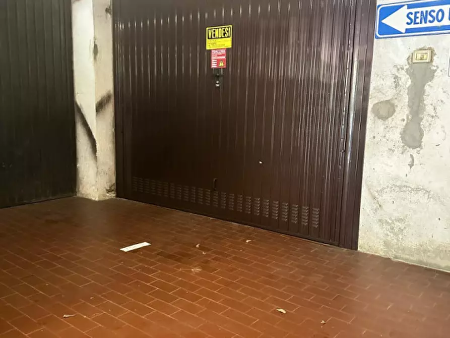 Immagine 4 di Garage in vendita  in via Della Pace a Albisola Superiore