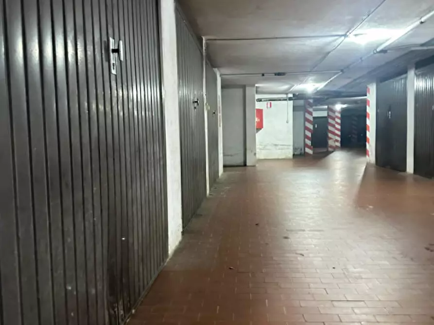 Immagine 6 di Garage in vendita  in via Della Pace a Albisola Superiore