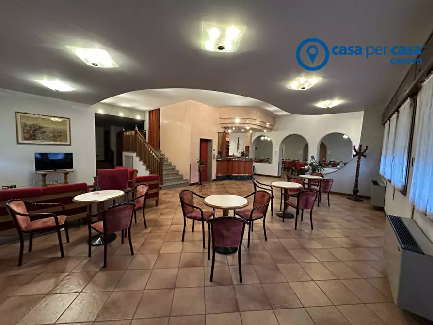 Immagine 4 di Hotel in vendita  in via umberto saba 6 a Castelmassa