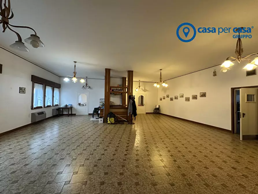 Immagine 11 di Hotel in vendita  in via umberto saba 6 a Castelmassa