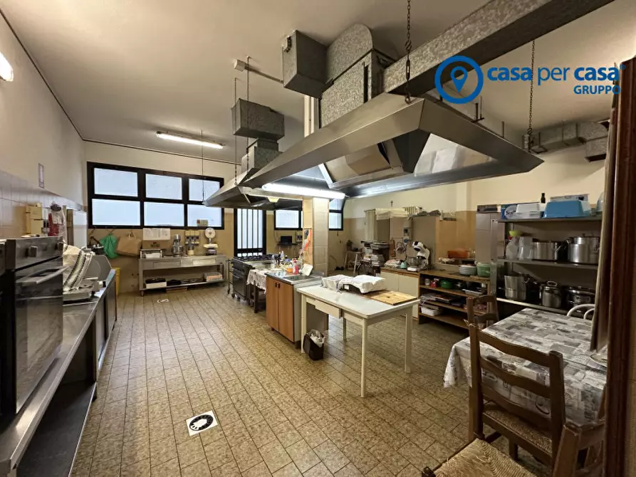 Immagine 20 di Hotel in vendita  in via umberto saba 6 a Castelmassa