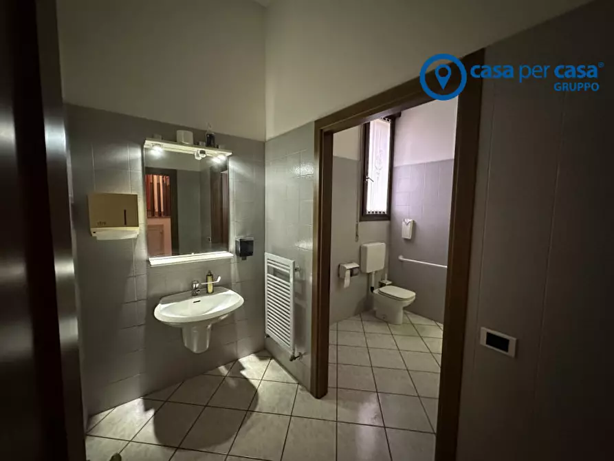 Immagine 25 di Hotel in vendita  in via umberto saba 6 a Castelmassa