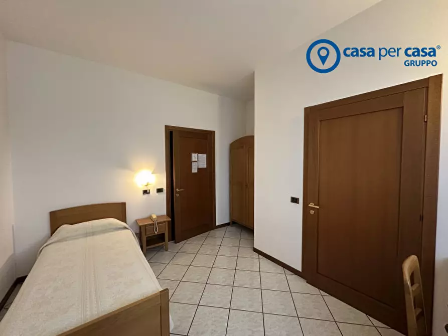 Immagine 38 di Hotel in vendita  in via umberto saba 6 a Castelmassa