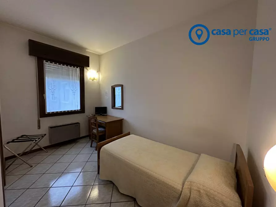 Immagine 47 di Hotel in vendita  in via umberto saba 6 a Castelmassa