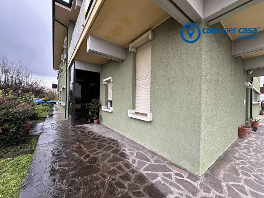 Immagine 56 di Hotel in vendita  in via umberto saba 6 a Castelmassa