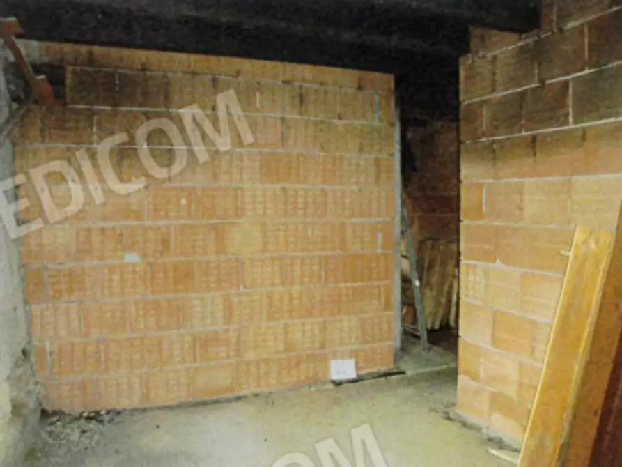 Immagine 12 di Palazzo in vendita  a Badia Calavena