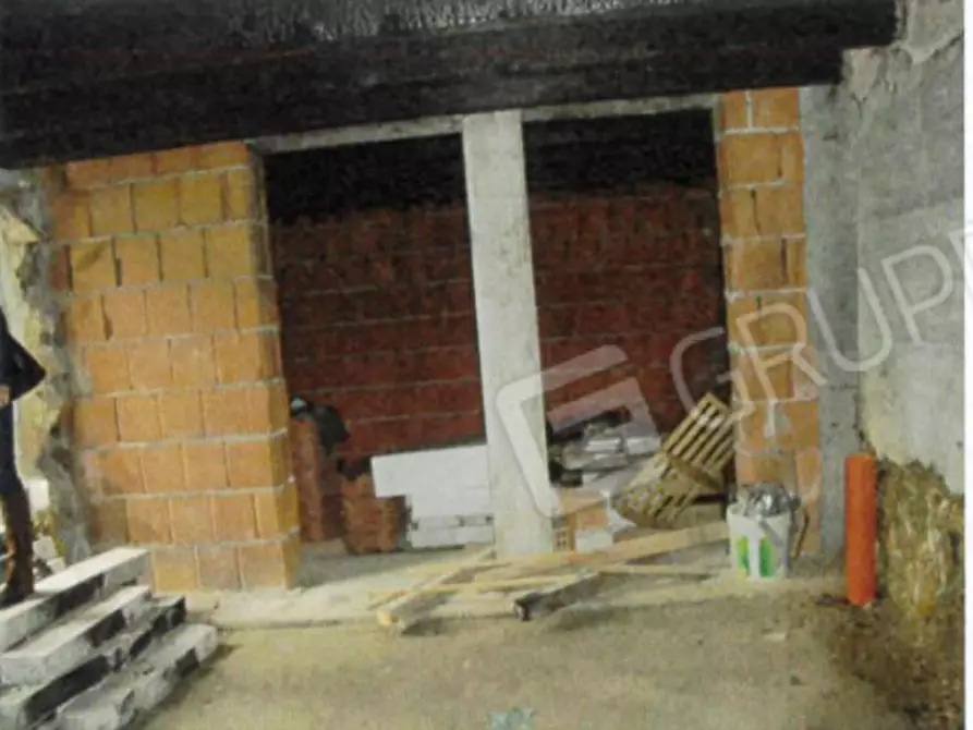 Immagine 31 di Palazzo in vendita  a Badia Calavena