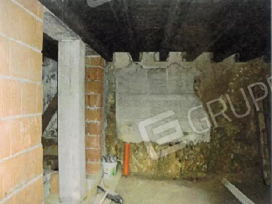 Immagine 34 di Palazzo in vendita  a Badia Calavena