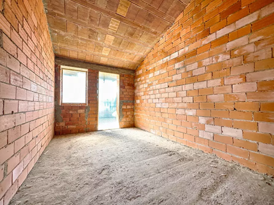 Immagine 11 di Villa in vendita  in Corso Roma a Maggiora