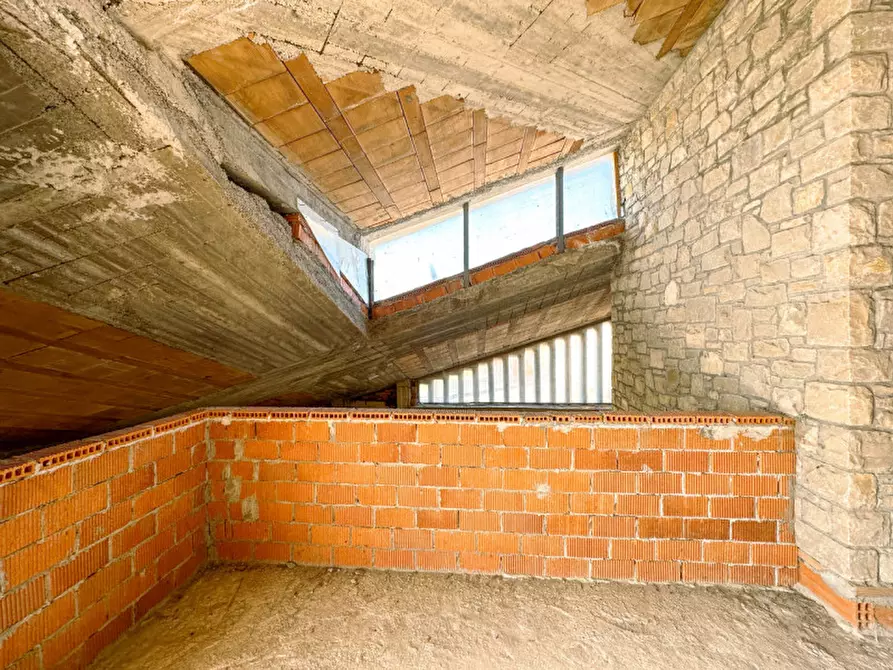 Immagine 15 di Villa in vendita  in Corso Roma a Maggiora