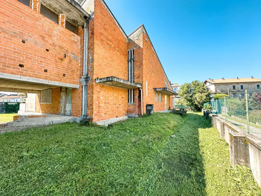 Immagine 20 di Villa in vendita  in Corso Roma a Maggiora