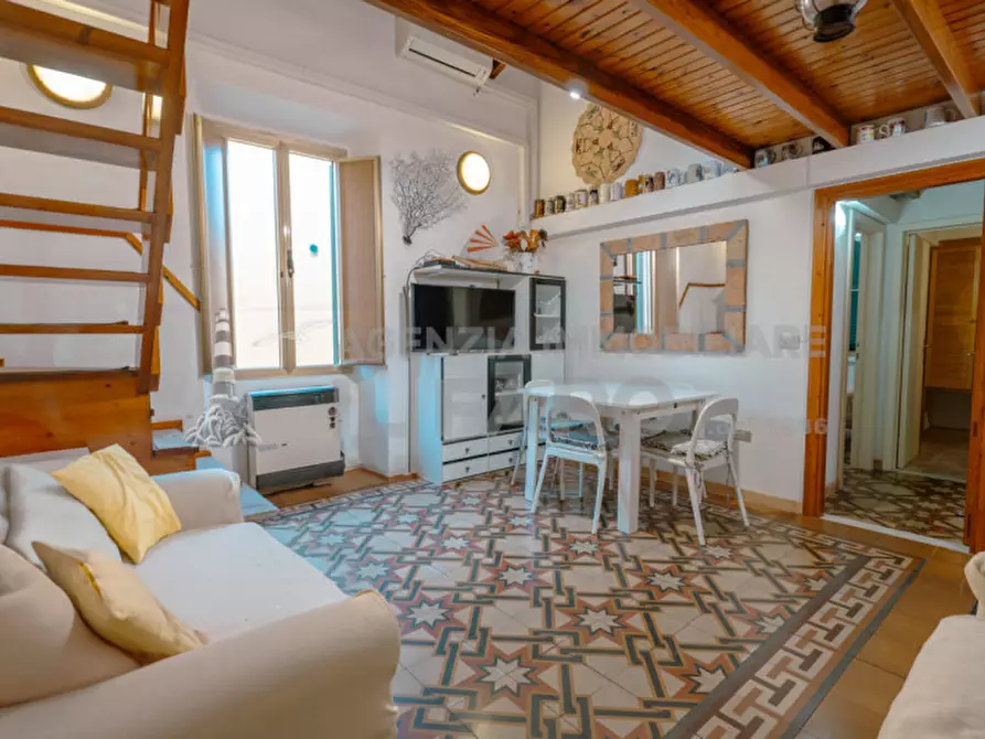 Immagine 5 di Villetta a schiera in vendita  in Via Marco Polo a La Maddalena