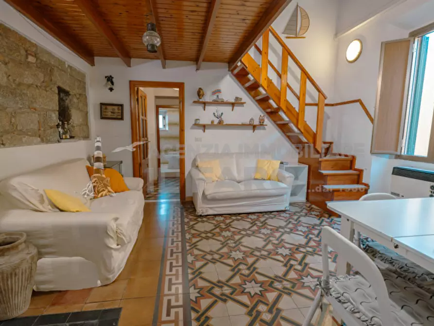 Immagine 6 di Villetta a schiera in vendita  in Via Marco Polo a La Maddalena