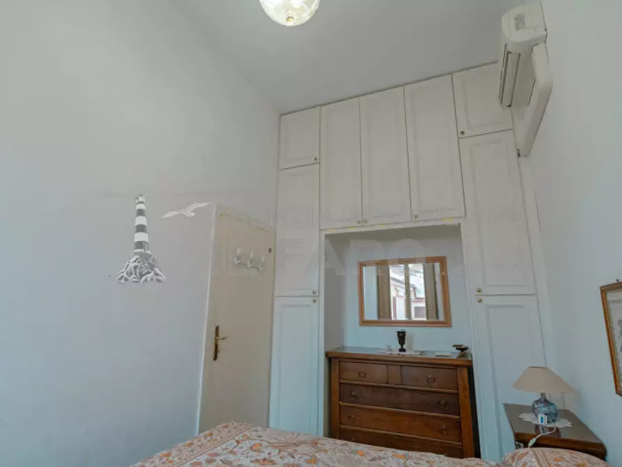 Immagine 9 di Villetta a schiera in vendita  in Via Marco Polo a La Maddalena