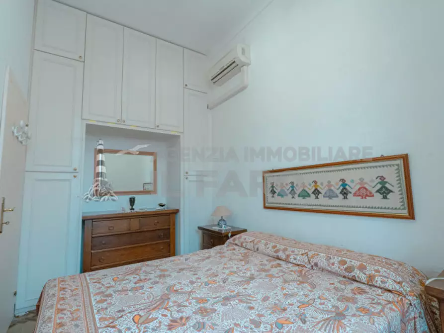 Immagine 10 di Villetta a schiera in vendita  in Via Marco Polo a La Maddalena