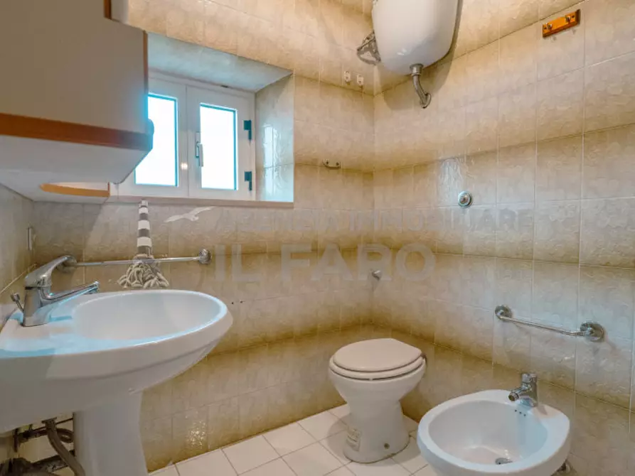 Immagine 17 di Villetta a schiera in vendita  in Via Marco Polo a La Maddalena