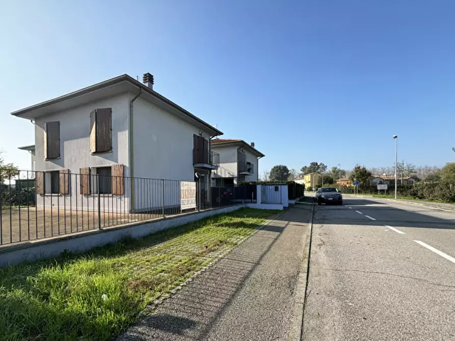 Immagine 1 di Villa in vendita  in Via Pasini, 21 a Colorno