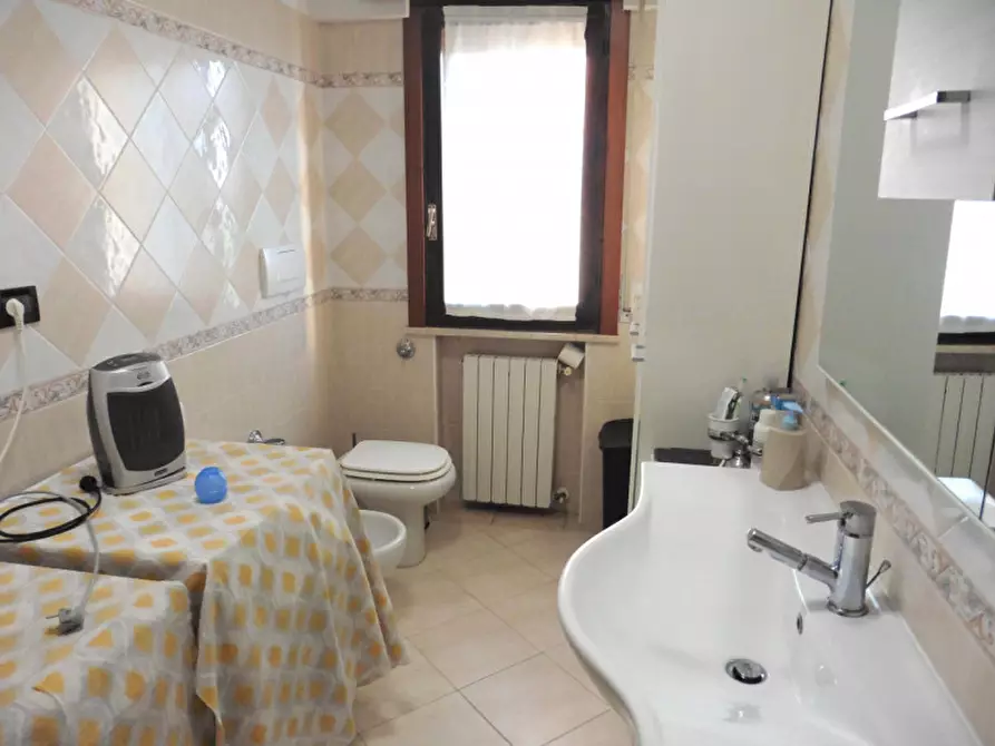 Immagine 20 di Appartamento in vendita  in via Roma 38 a Nogarole Rocca