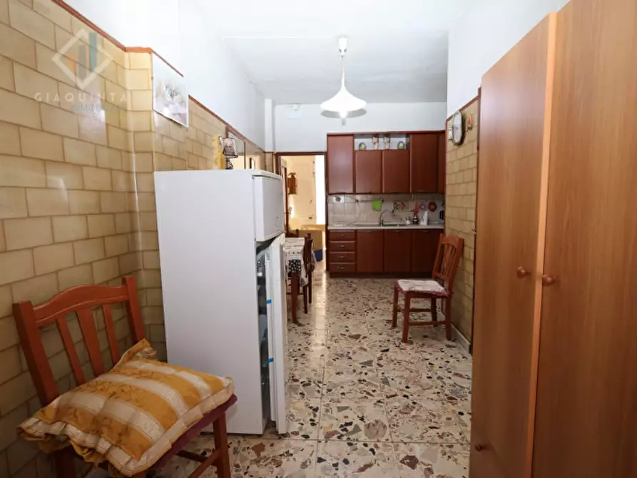 Immagine 3 di Casa indipendente in vendita  in Via Pietro Micca n 24 a Palagonia