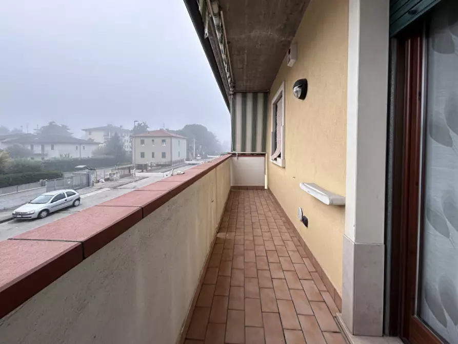 Immagine 29 di Casa bifamiliare in vendita  a Villafranca Di Verona