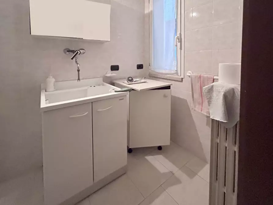 Immagine 37 di Casa bifamiliare in vendita  a Villafranca Di Verona