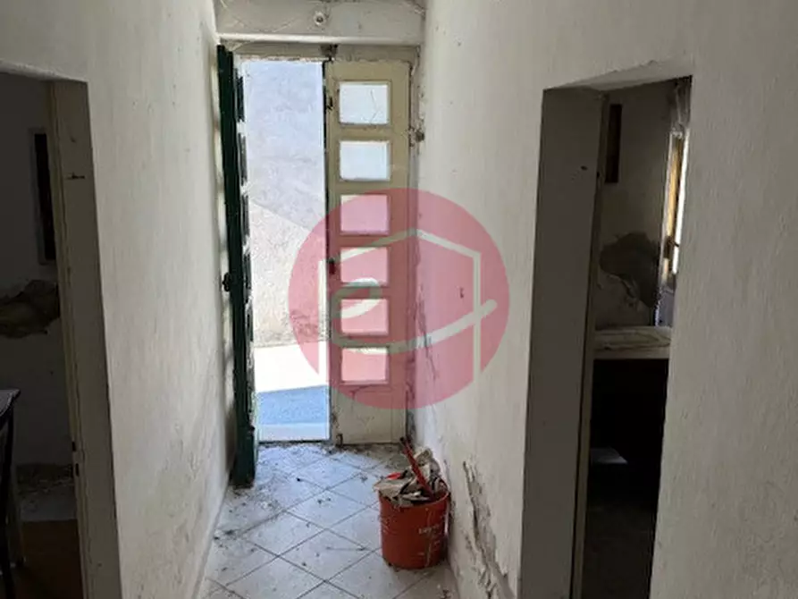 Immagine 11 di Casa indipendente in vendita  a Borghi