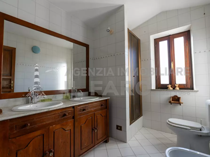 Immagine 20 di Attico in vendita  in Via Suor Gotteland a La Maddalena