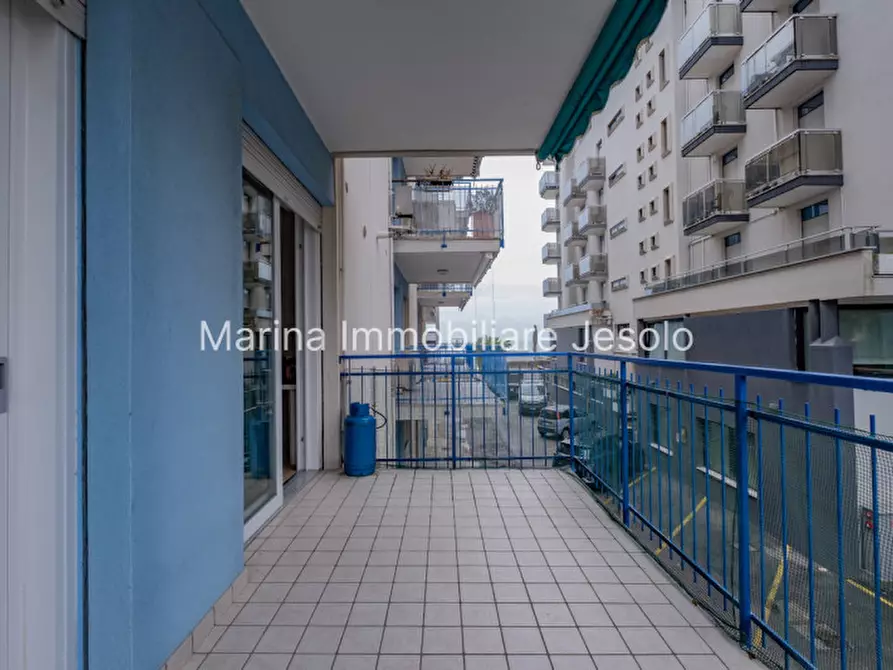 Immagine 1 di Appartamento in vendita  in via padova a Jesolo